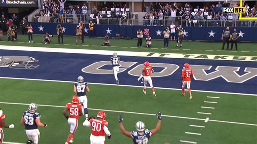 Pollard's wicked juke sparks 18-yard TD burst