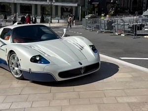 超跑皇后MC12 #玛莎拉蒂