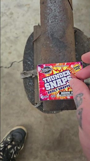 Thunder Snaps by Miracle (Adult Snaps) #fireworks #pyros #pyronation #pyroaddicts #pyro #noisemakers