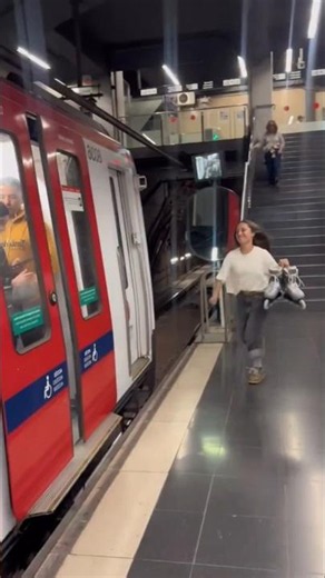 Her Train Left Without Her… What She Did Next Shocked Everyone 😳🔥