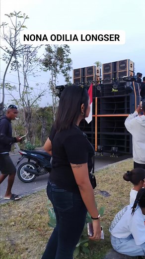 53K views · 2.4K reactions | Penari latar | Doddie Seronock | Facebook