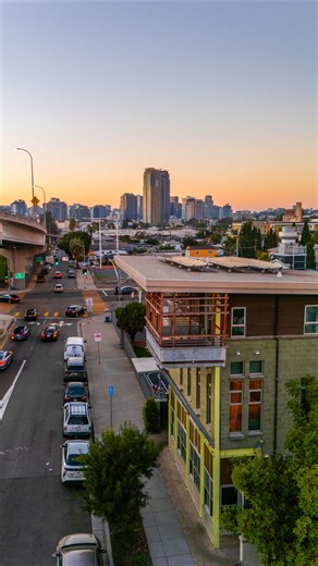 Inside San Diego’s Secret Boutique Art Driven 6-Room Hotel 📍@hotel_narcisuss | Logan Heights, San Diego ✨ One of the most unique hotels in San Diego is tucked into one of its most unexpected neighborhoods, Logan Heights. Welcome to Hotel Narcissus, a 6-room art-driven boutique hotel that opened in 2024 at the base of the Coronado Bridge, just a quick bike ride from Downtown and Petco Park. This owner-operated gem is surrounded by Logan Heights’ creative energy — think art galleries, craft coffe