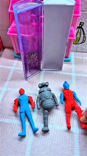 Where is the alien's leg || #shorts 🦵