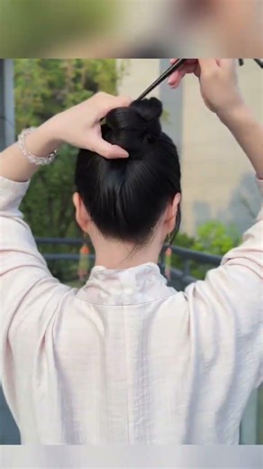 It s also nice to stack two hairpins #New Chinese-style hairpins and updo#Ancient-styl