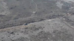 Column of Russian Turtle Tanks striking Ukrainian positions