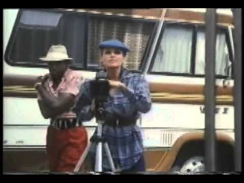 Cover Up 1x03 Harper Gate