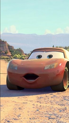 ¡Doc le Enseña a McQueen Cómo Derrapar!