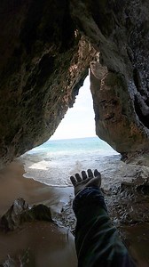 1M views · 15K reactions | una Playa de Otro Planeta  Escondida Dentro de Una Cueva de Gigantes Rocas  Pudimos Entrar.. Casi No Salimos !! | Puerto Rico desde el Aire | Facebook