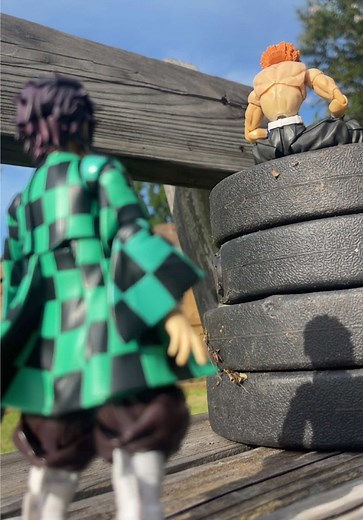 Figma Zenitsu Action Figure Unboxing