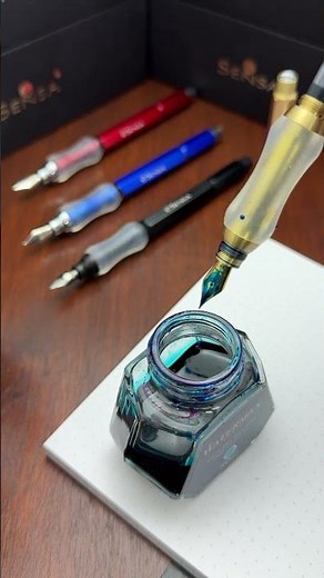 First Look: the Sensa Sensagraph fountain pen with its squishy Plasmium grip