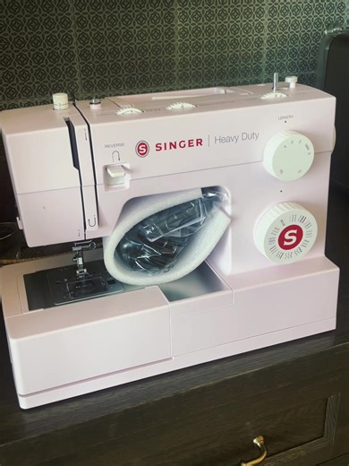Heavy Duty 4452 Rosewater Pink Sewing Machine Review
