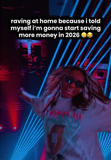 partying more intentionally this year 🙂‍↔️ & before anyone says it, no im not a fan clacker IRL it was just for the video . . . #ravetok #edmtiktok #edmcommunity #drumandbasslover #ravegirls