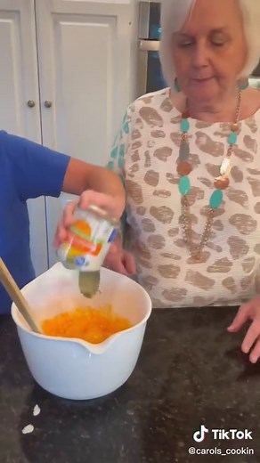 Orange Fluff Recipe: Easy & Delicious Family Dessert