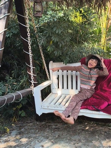 Explore the Kalaw Log House: Your Nature Getaway