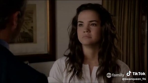 The Fosters: Sophia Tears Up Adoption Papers - Heartbreaking Scene