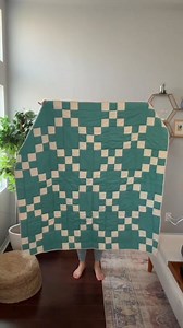 3.2K views · 26 reactions | Finished my Irish chain quilt!! Maybe I’ll do a tour of all the imperfections on it but for now I’m enjoying every time I come downstairs and there is a cat sleeping on it Credit: ohsam122 李 #irishchainquilt #quilting #quilt #quiltersoftiktok #handmade | Sharon Rucker | Facebook