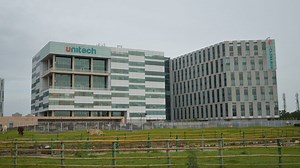 Days after homebuyers’ letter to CJI, SC directs states to grant clearances to Unitech projects