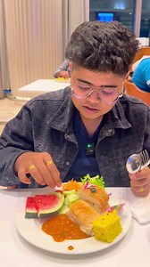 2.2M views · 32K reactions | मुंबई एयरपोर्ट का Luxury Lounge Adani ✈️ l Manali Series | Kanda Lovers | Facebook