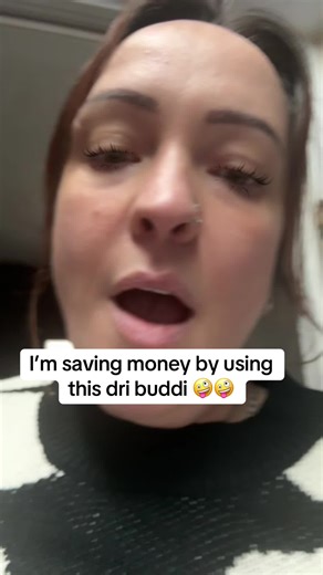 This dri buddi is my new favourite drying hack. My clothes are already hung up the creases fall out. They’re dried in the quicker time and save money or more. Could you want? I’ve put the link in the video for you #TikTokMadeMeBuyIt #dealdrops #dribuddi #clothesdryer ##jml