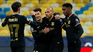 El Barcelona golea en Kiev con los más jóvenes al mando y se mete en octavos de la Champions