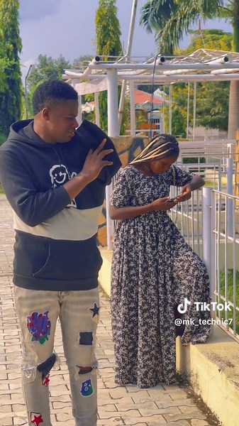 Lipstick Earthquake Video Analysis