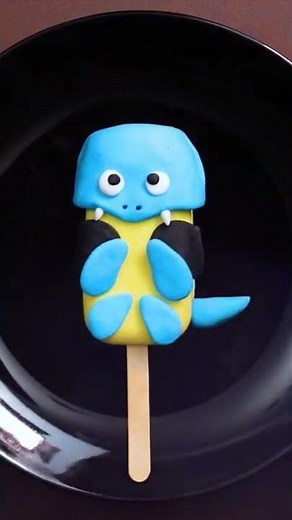 RAWR! Dino is here! 🦖🍭 AMAZING Dinosaur Cake Pop - Hoopla Recipes #shorts #diycake