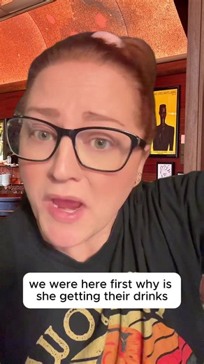 Server’s Comeback to No-Tip Table Sparks Laughs