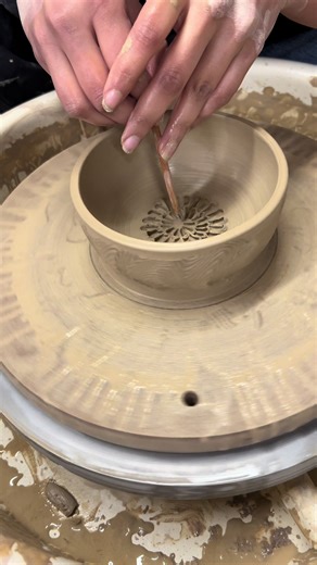 Spiral Garlic Grater: A Functional Pottery Guide