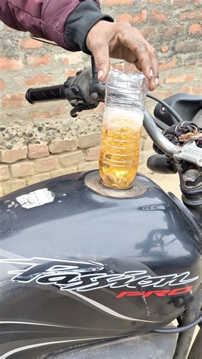 Easy Way To Fill Oil In Tank #youtube #viral #automobile #trending