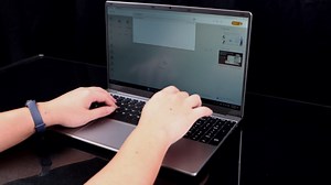 15.6 inch Gaming Laptop,with 16GB RAM, 512GB SSD,R5 7430U Processor (Up to 4.3GHz), 1920 x 1080 Display, Wi-Fi 5, Bluetooth 5.0, HDMI Port x1, Backlit Keyboard,Win11 Pro,Traditional Laptop Computer