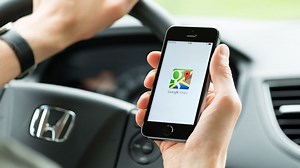 Intelligente Taste erleichtert das Umfahren von Staus