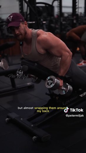 Incline Dumbbell Rows (Both lat bias and upper back variation) - This is a very effective exercise as it is chest supported. It allows you to overload the muscles in your back more efficiently due to the external stability. But it’s also very easy to perform wrong. Focus on keeping chest up by extending your back, drive elbows down/behind you but focus on wrapping them around your back. Controlled reps only. - #gymtiktok #gymtok #backworkout #backexercise #gymtips #fitness