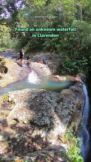 No idea what this waterfall in Clarendon is called. We found it in the Collington area 🇯🇲🏞📍 Would loved to have gotten a much better look at it but it would have been pretty hard to reach down there. So had to admire it from a far. If anyone by any chance knows this watefall just comment its name for me. Clarendon is a parish that is slept on so much. #clarendonparish #southcoastjamaica #jamaica