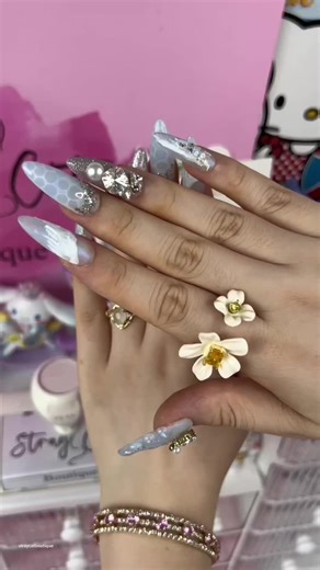 Happy New Year,Reggieny,your video is coming,tysm for your ordering,hope you love your new pretty nails and beautiful package 💅💕💐🤩🎁 #pressonnailbusiness #asmr #asmrvideo #pressonnails #nails #smallbusiness #pressons #nails💅 #nailsoftiktok #nailsathome #nailhack #mysteryscoop #capsulescoop #packingorderswithme #packingorders #pressonnailbusinessathome #asmrtiktoks #handmadenails #ussmallbusiness #foryou #fyp #straycatboutique #usa_tiktok #usa #us #usa🇺🇸