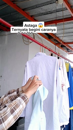 500K views · 2.7K reactions | Tips menjemur jaket hoodie agar bisa kering bersamaan #diy #tips #tricks #tutorial #lifehacks | Yuli Zifafiza | Facebook