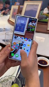 Knowing that fans want transparent wallpapers, Nubia has embedded them directly into the sliding button function! A simple swipe transforms your desktop into a transparent screen. #Nubia #NubiaZ80Ultra #TransparentWallpaper #TechTips | Trendy Tech Review