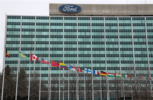 Steering column issue prompts Ford to recall more than 115,000 Super Duty trucks