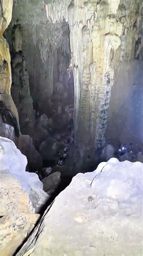 Turn On The MS32 At Night & Instantly Become The Center Of Attention