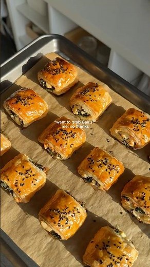 easy spinach & feta rolls