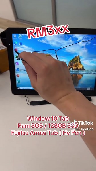 Fujitsu Arrow Tab ( Window 10 ) Come with Ori Stylus pen #tab #windowtable #window #window10 #fujitsu #fujitsutable #tabwindow10 #originallaptop