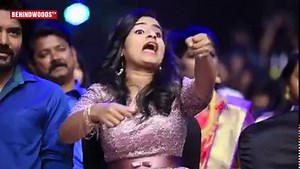 WOW🥰Sivaangi's Most Cutest Dance Off Stage😍UNSEEN Funny Candid Reactions❤️Watch it in REPEAT Mode🥰 | Behindwoods