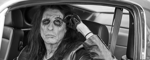 Top 10 (and 1 Bonus) Alice Cooper Songs
