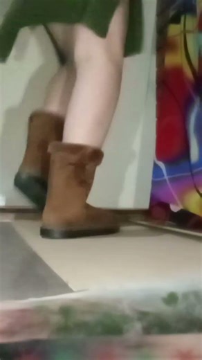 Winter ASMR Tapping in Cozy Brown Snow Boots ❄️