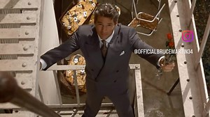 Pretty women. | Tonight with Bruce Martin