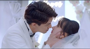 The CEO and Cinderella got married by contract, but they got married first and fell in love later 总裁与灰姑娘合约结婚，不料先婚后爱 | 一起追剧吧