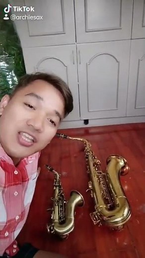Tenor VS soprano saxophone