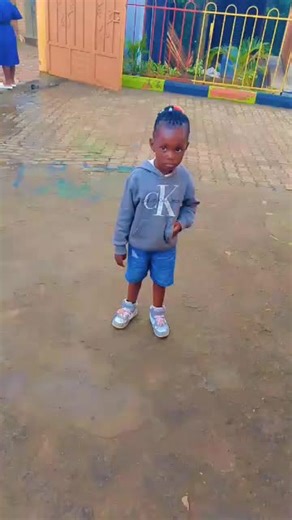 256 KITEEZI METAL FABRICATION (@.256kiteezi)’s videos with original sound - Local_fun