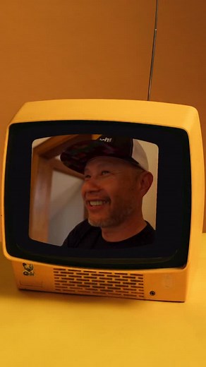 On Episode 1 of Head Skratchers, Dr. Allen Lim shares a moment that reminded him: you’re not “just a just.” None of us are. We’re not one thing, one role, or one label. With curiosity, ambition, and hard work, we’re all capable of more than we think. Tell us, what should Dr. Allen cha with us about next?👇 | Skratch Labs