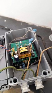 36K views · 299 reactions | Calma... calma... también trabajamos con Electrónica "Industrial". Reparación winch para control de giro de motor AC ⚙️ #arduino #electronics #industrial | Nuevas Tecnologías JA | Facebook