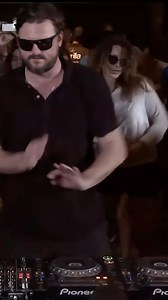 Solomun and Magdalena dancing in sync at Boiler Room Tulum 🇲🇽✨ @solomun @magdalena_ofc @boilerroomtv | Deep Tech Minimal